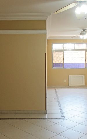 Apartamento para alugar com 136m², 3 quartos e 1 vagaSala