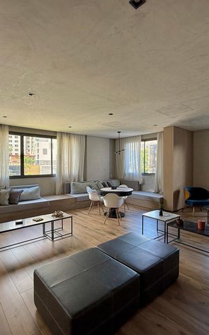 Studio à venda com 25m², 0 quarto e sem vaga Studio à venda com 25m², 0 quarto e sem vagaSalão de Jogos
