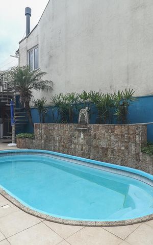 Casa de condomínio para alugar com 600m², 5 quartos e 4 vagasPiscina