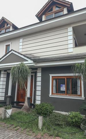 Casa de condomínio para alugar com 600m², 5 quartos e 4 vagasFachada