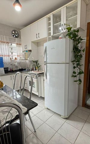 Casa à venda com 103m², 2 quartos e 2 vagas