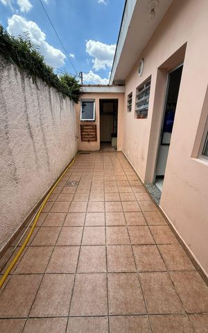 Casa à venda com 103m², 2 quartos e 2 vagas