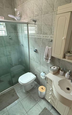 Casa à venda com 103m², 2 quartos e 2 vagas