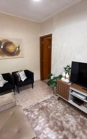 Casa à venda com 103m², 2 quartos e 2 vagas