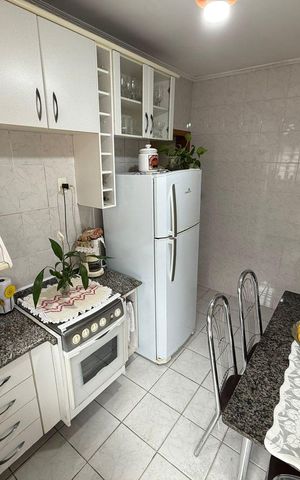 Casa à venda com 103m², 2 quartos e 2 vagas