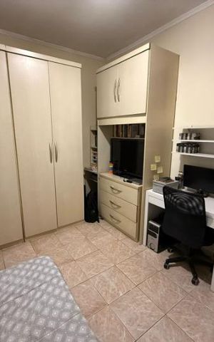 Casa à venda com 103m², 2 quartos e 2 vagas