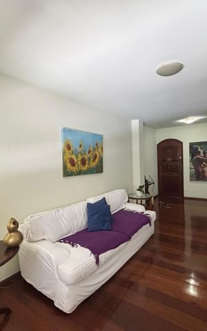Apartamento à venda com 103m², 2 quartos e sem vagaSala