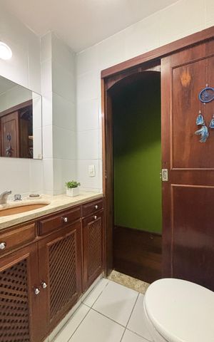 Apartamento à venda com 103m², 2 quartos e sem vagaBanheiro social