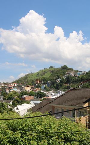 Casa de condomínio à venda com 170m², 3 quartos e 1 vagaQuarto 2 - Varanda