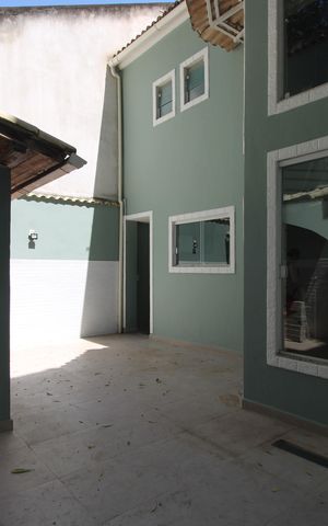 Casa de condomínio à venda com 170m², 3 quartos e 1 vagaQuintal