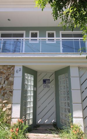 Casa de condomínio à venda com 170m², 3 quartos e 1 vagaFachada