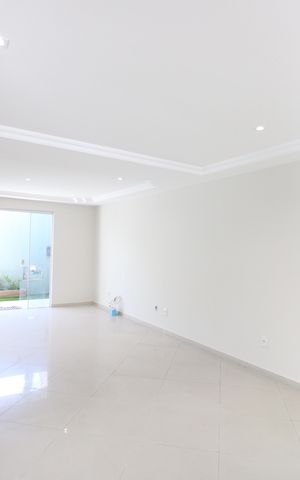 Casa de condomínio à venda com 170m², 3 quartos e 1 vagaSala