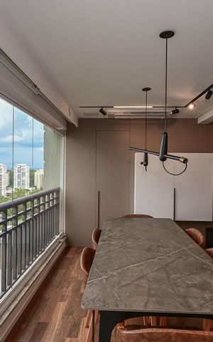 Apartamento à venda com 128m², 2 quartos e 4 vagasVaranda