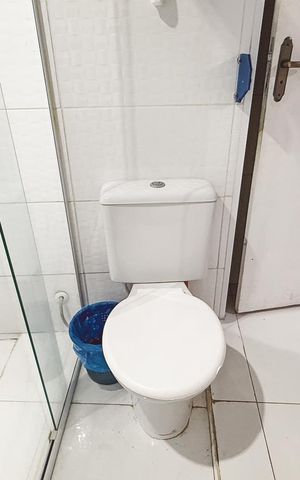 Casa à venda com 180m², 5 quartos e 1 vaga Casa à venda com 180m², 5 quartos e 1 vagaBanheiro 2