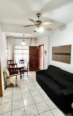 Casa à venda com 280m², 5 quartos e 2 vagas Casa à venda com 280m², 5 quartos e 2 vagasSala