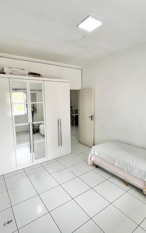 Casa à venda com 280m², 5 quartos e 2 vagas Casa à venda com 280m², 5 quartos e 2 vagasQuarto 3