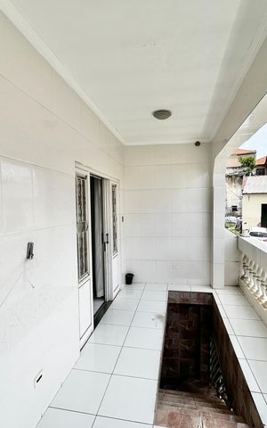 Casa à venda com 280m², 5 quartos e 2 vagas Casa à venda com 280m², 5 quartos e 2 vagasVaranda da Sala 2