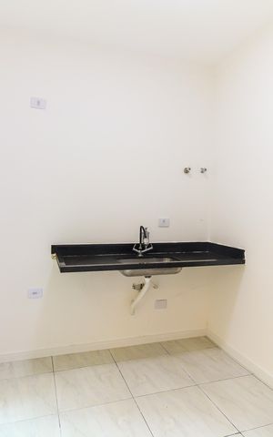 Casa de condomínio à venda com 61m², 2 quartos e 1 vaga Casa de condomínio à venda com 61m², 2 quartos e 1 vagaCozinha