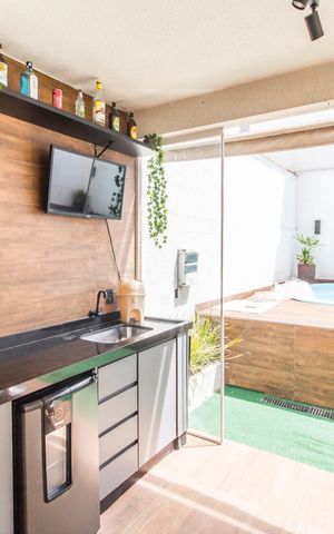 Casa à venda com 170m², 4 quartos e 4 vagas Casa à venda com 170m², 4 quartos e 4 vagasVaranda gourmet