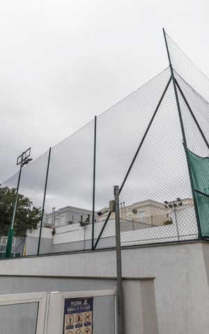 Casa à venda com 170m², 4 quartos e 4 vagas Casa à venda com 170m², 4 quartos e 4 vagasQuadra Esportiva