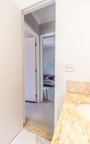 Casa à venda com 170m², 4 quartos e 4 vagas Casa à venda com 170m², 4 quartos e 4 vagasBanheiro Social