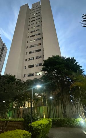 Apartamento à venda com 59m², 2 quartos e 1 vaga Apartamento à venda com 59m², 2 quartos e 1 vagaFachada do bloco