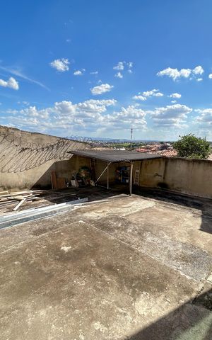Casa à venda com 290m², 4 quartos e 10 vagas