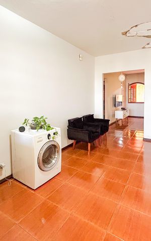 Casa à venda com 290m², 4 quartos e 10 vagas