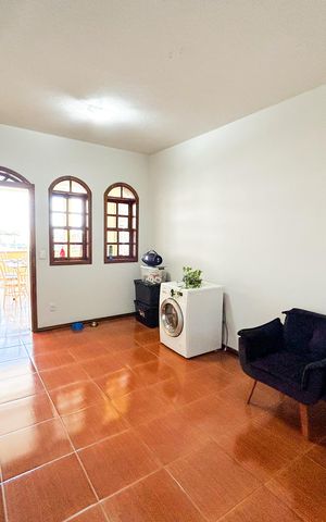 Casa à venda com 290m², 4 quartos e 10 vagas