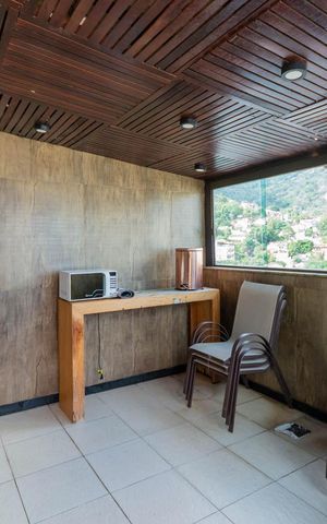 Apartamento à venda com 152m², 3 quartos e 3 vagasCobertura