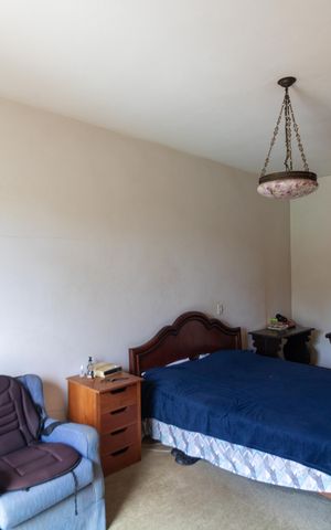 Casa de condomínio à venda com 760m², 5 quartos e 4 vagas Casa de condomínio à venda com 760m², 5 quartos e 4 vagasSuíte 02