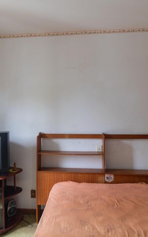 Casa de condomínio à venda com 760m², 5 quartos e 4 vagas Casa de condomínio à venda com 760m², 5 quartos e 4 vagasQuarto 01