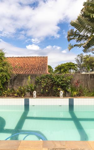 Casa de condomínio à venda com 760m², 5 quartos e 4 vagas Casa de condomínio à venda com 760m², 5 quartos e 4 vagasQuintal