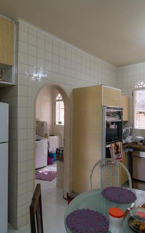 Casa de condomínio à venda com 760m², 5 quartos e 4 vagas Casa de condomínio à venda com 760m², 5 quartos e 4 vagasCozinha