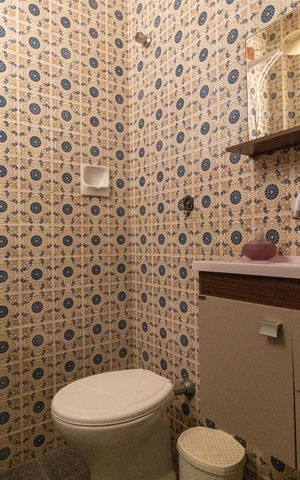 Casa de condomínio à venda com 760m², 5 quartos e 4 vagas Casa de condomínio à venda com 760m², 5 quartos e 4 vagasBanheiro da Suíte 01