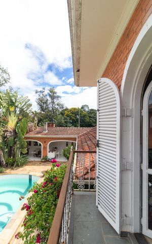 Casa de condomínio à venda com 760m², 5 quartos e 4 vagas Casa de condomínio à venda com 760m², 5 quartos e 4 vagasSacada da Suíte 03