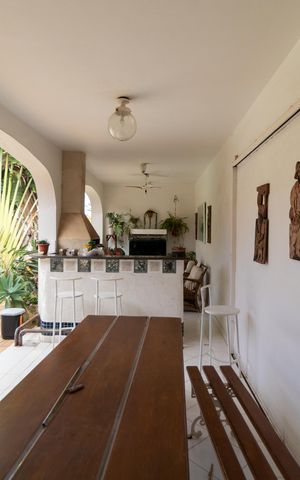 Casa de condomínio à venda com 760m², 5 quartos e 4 vagas Casa de condomínio à venda com 760m², 5 quartos e 4 vagasChurrasqueira