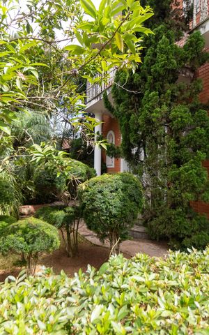 Casa de condomínio à venda com 760m², 5 quartos e 4 vagas Casa de condomínio à venda com 760m², 5 quartos e 4 vagasJardim