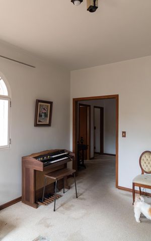Casa de condomínio à venda com 760m², 5 quartos e 4 vagas Casa de condomínio à venda com 760m², 5 quartos e 4 vagasSala 2