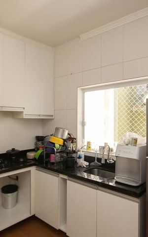 Casa à venda com 82m², 3 quartos e 1 vaga Casa à venda com 82m², 3 quartos e 1 vagaCozinha - Armários