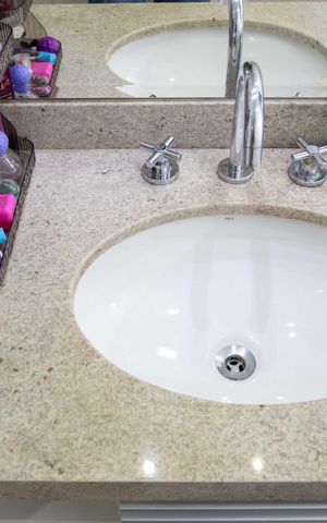 Apartamento à venda com 105m², 3 quartos e 2 vagasBanheiro 2