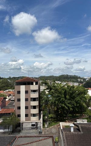 Casa à venda com 423m², 7 quartos e 2 vagas