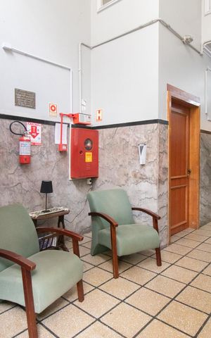 Apartamento para alugar com 178m², 1 quarto e sem vagaHall social
