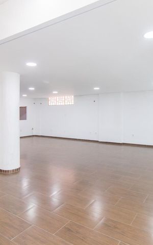 Apartamento para alugar com 178m², 1 quarto e sem vagaSala