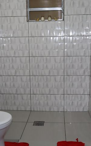 Casa à venda com 277m², 4 quartos e 2 vagasLavabo