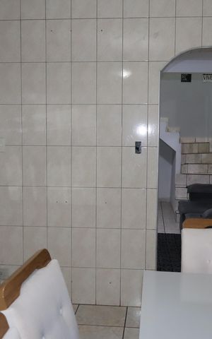 Casa à venda com 277m², 4 quartos e 2 vagasCopa