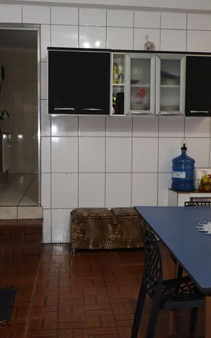 Casa à venda com 277m², 4 quartos e 2 vagasCozinha