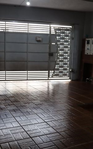 Casa à venda com 277m², 4 quartos e 2 vagasGaragem