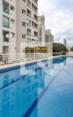 Apartamento à venda com 168m², 2 quartos e 3 vagas Apartamento à venda com 168m², 2 quartos e 3 vagasPiscina