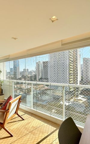 Apartamento à venda com 168m², 2 quartos e 3 vagas Apartamento à venda com 168m², 2 quartos e 3 vagasSala